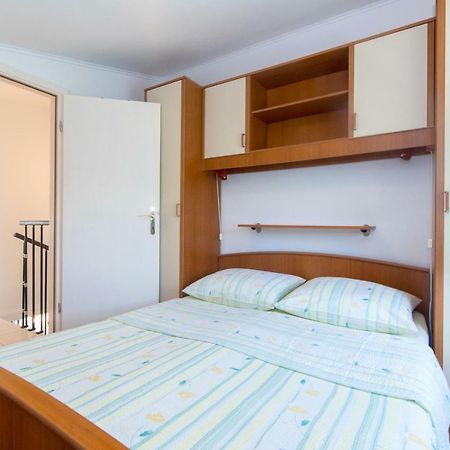 Apartment Josipa Винишче Экстерьер фото