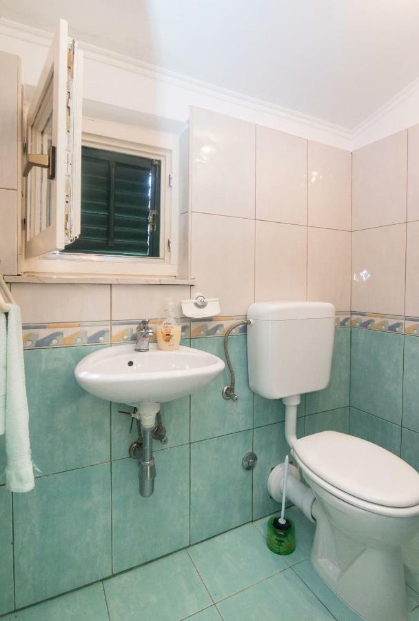 Apartment Josipa Винишче Экстерьер фото